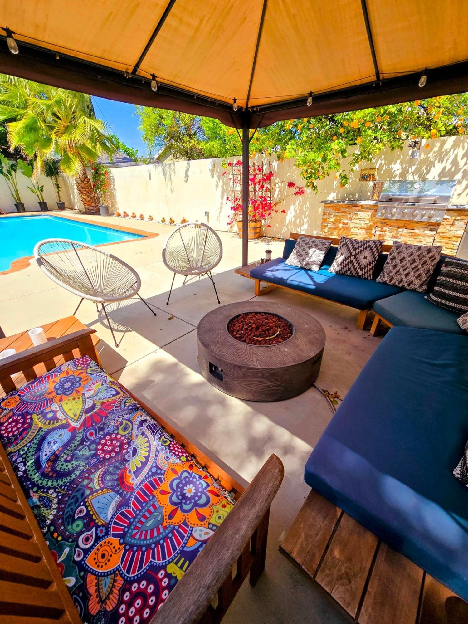 Luxury Guest house *